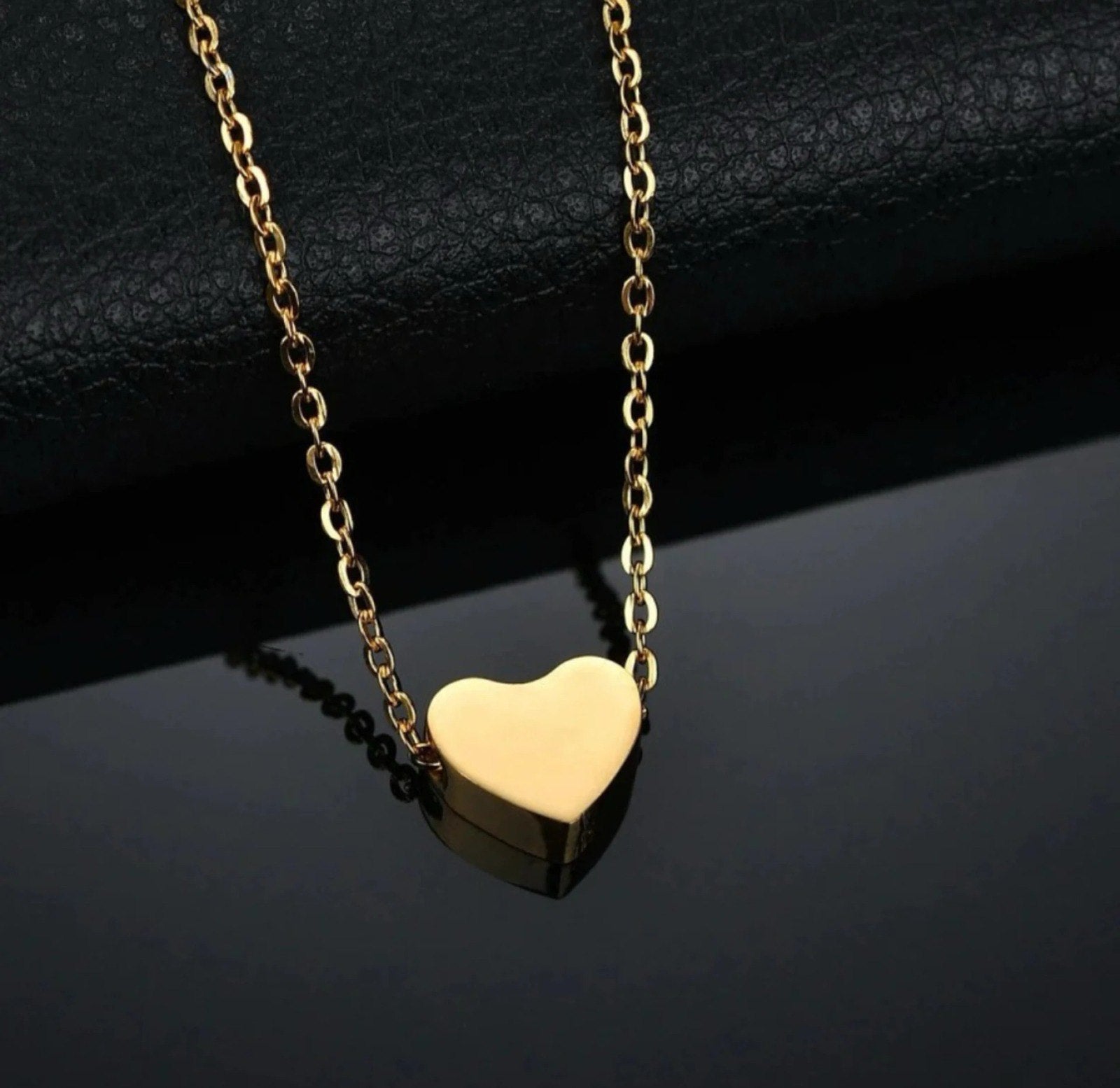Romantic Tiny Heart Necklace – Perfect Birthday or Anniversary Gift
